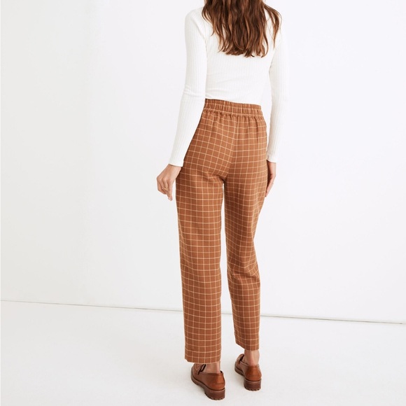$82 Madewell Waffled Pull-On Check Pant in Brown - Picture 2 of 6